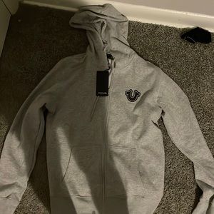 A true religion jacket, nothing is wrong with it, it hasn’t been worn.